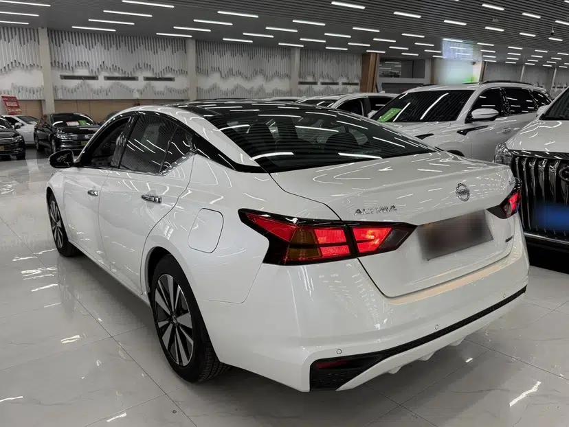 Nissan Teana 2020 2.0L XL Upper SmartDrive Version — миниатюра 6