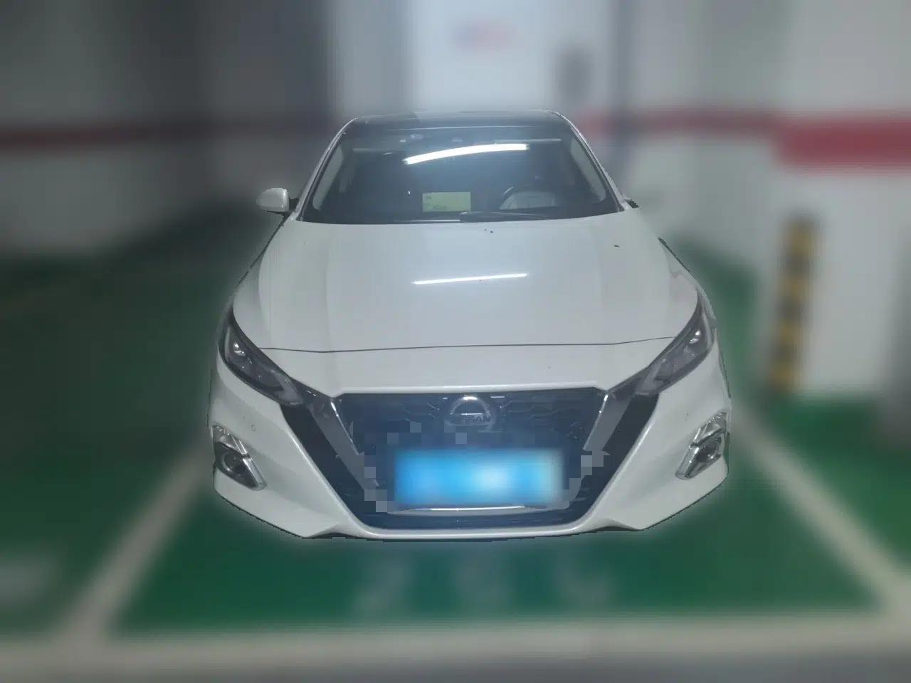 Nissan Teana 2021 2.0L XL Upper AD1 Smart Drive & Navigation Edition — миниатюра 2