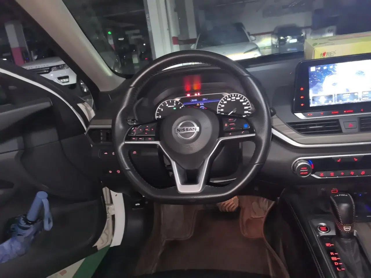 Nissan Teana 2021 2.0L XL Upper AD1 Smart Drive & Navigation Edition — миниатюра 10