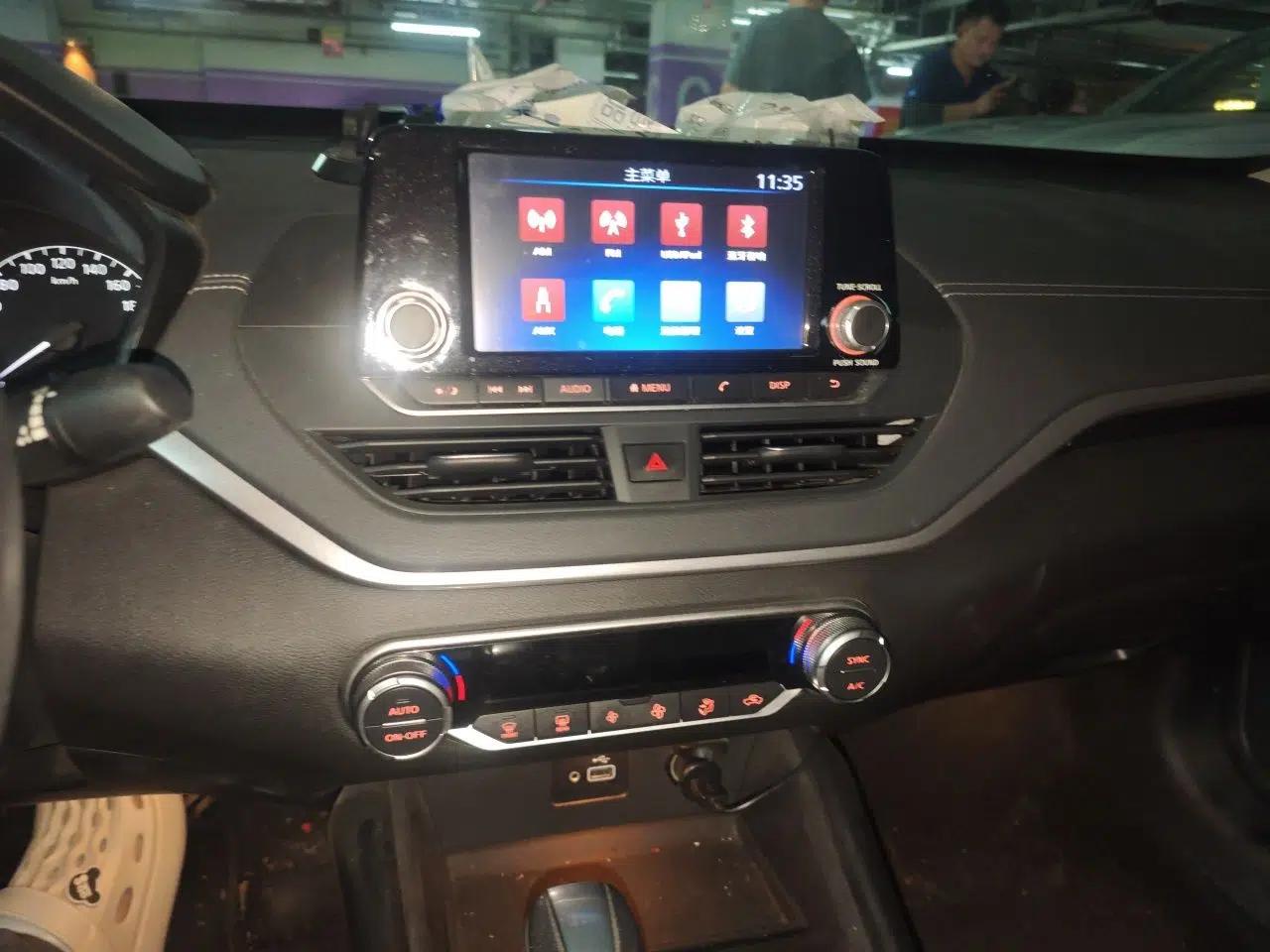 Nissan Teana 2019 2.0L XL Comfort Edition — миниатюра 13