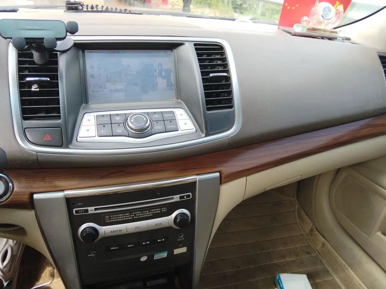Nissan Teana 2011 2.5L XL Glory Edition — миниатюра 13