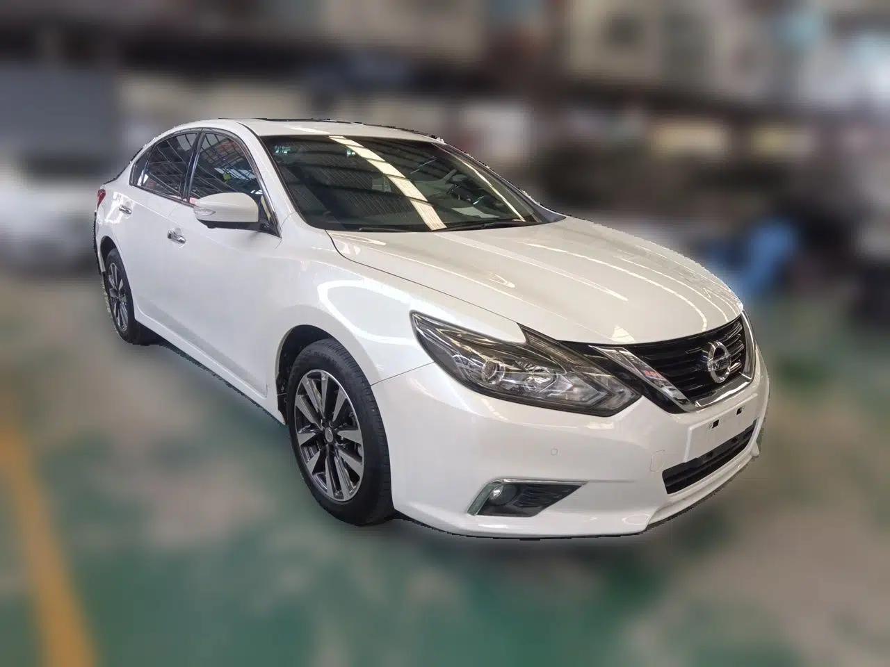 Nissan Teana 2016 2.5L XL-UpperNAVI Tech Prestige Edition — миниатюра 3