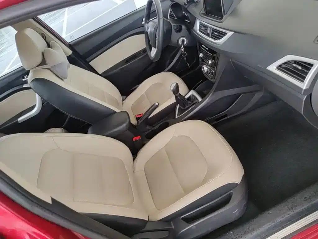 Yuexiang V7 2015 1.6L Manual Enjoyment Edition (National V Emission Standard) — миниатюра 25