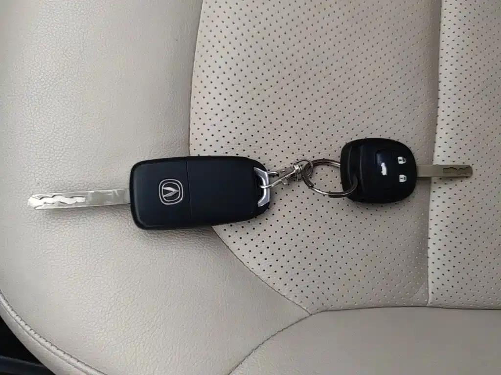Yuexiang V7 2015 1.6L Manual Enjoyment Edition (National V Emission Standard) — миниатюра 9