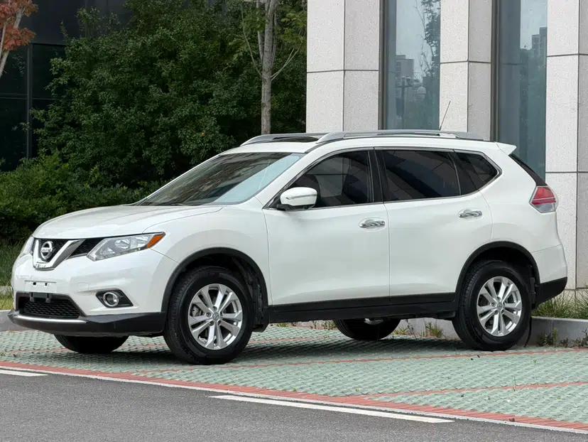 Nissan X-Trail 2014 2.0L CVT Comfort Edition 2WD — миниатюра 1