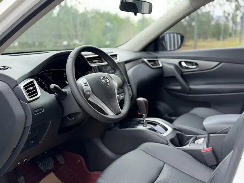 Nissan X-Trail 2014 2.0L CVT Comfort Edition 2WD — миниатюра 19