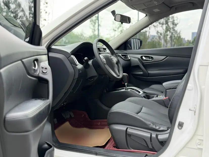 Nissan X-Trail 2014 2.0L CVT Comfort Edition 2WD — миниатюра 20