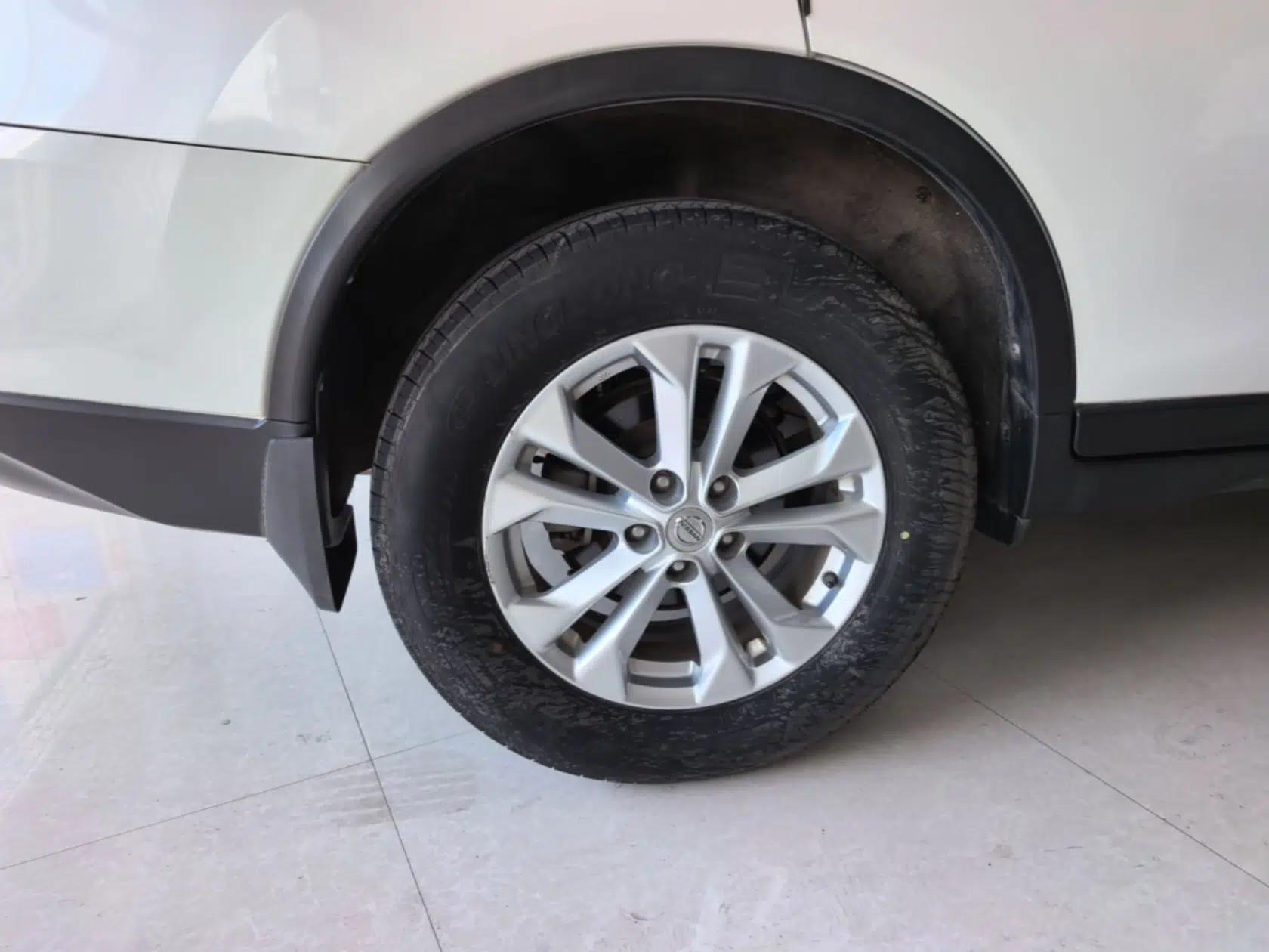 Nissan X-Trail 2014 2.0L CVT Comfort Edition 2WD — миниатюра 16