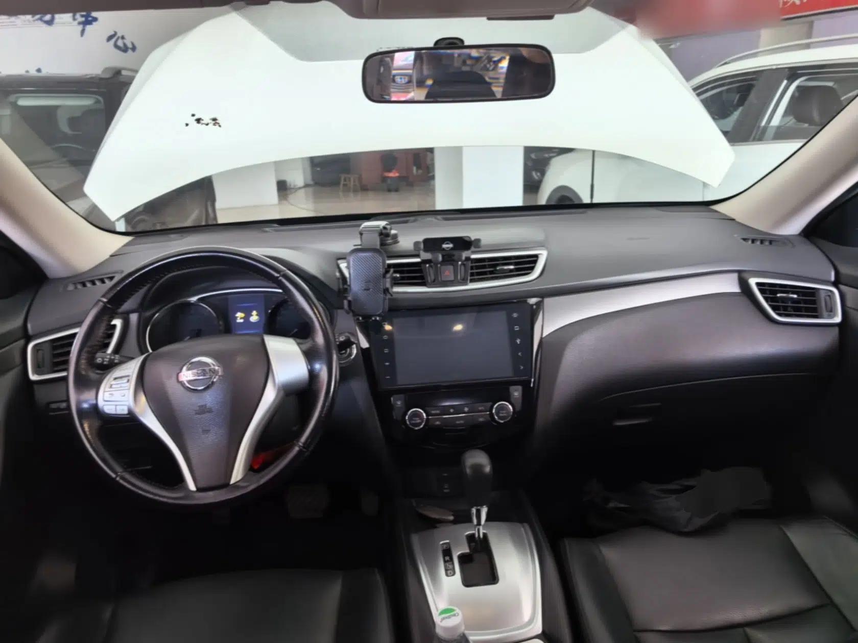 Nissan X-Trail 2014 2.0L CVT Comfort Edition 2WD — миниатюра 17