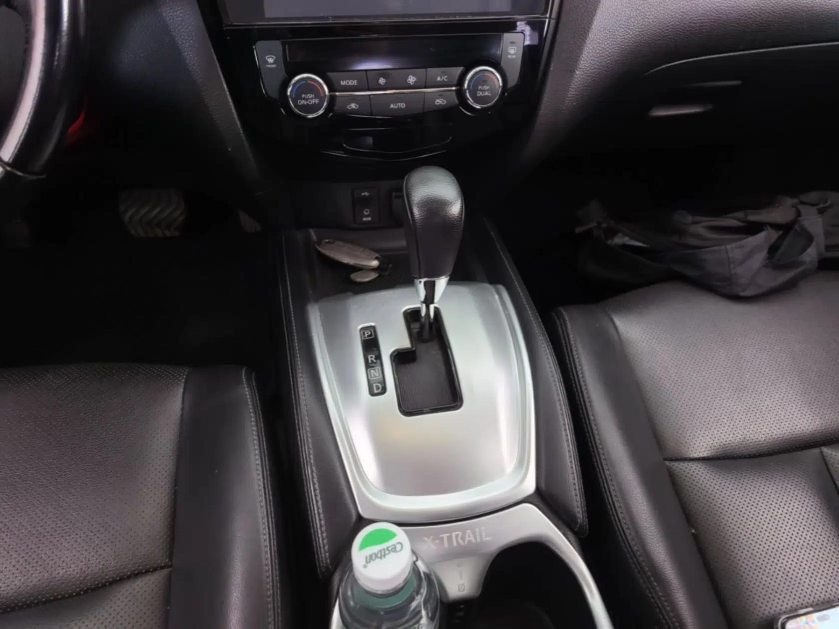 Nissan X-Trail 2014 2.0L CVT Comfort Edition 2WD — миниатюра 21