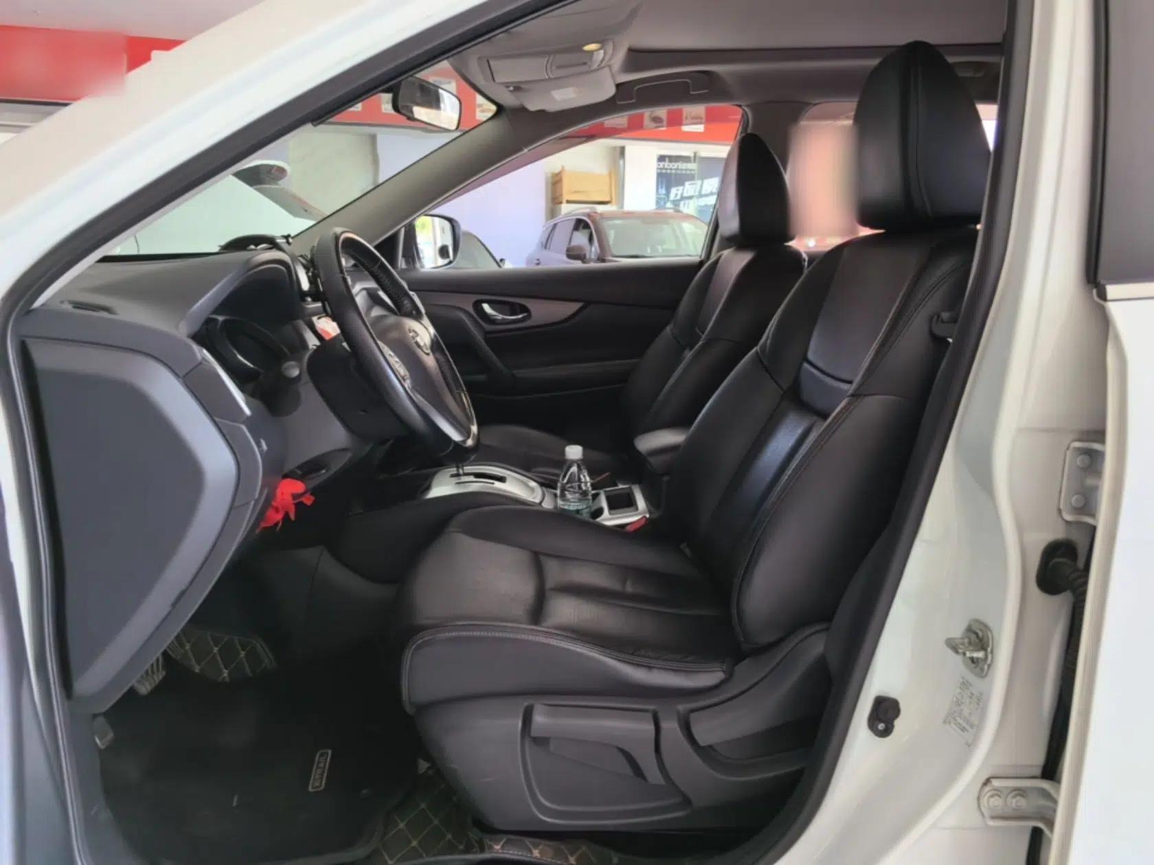 Nissan X-Trail 2014 2.0L CVT Comfort Edition 2WD — миниатюра 22