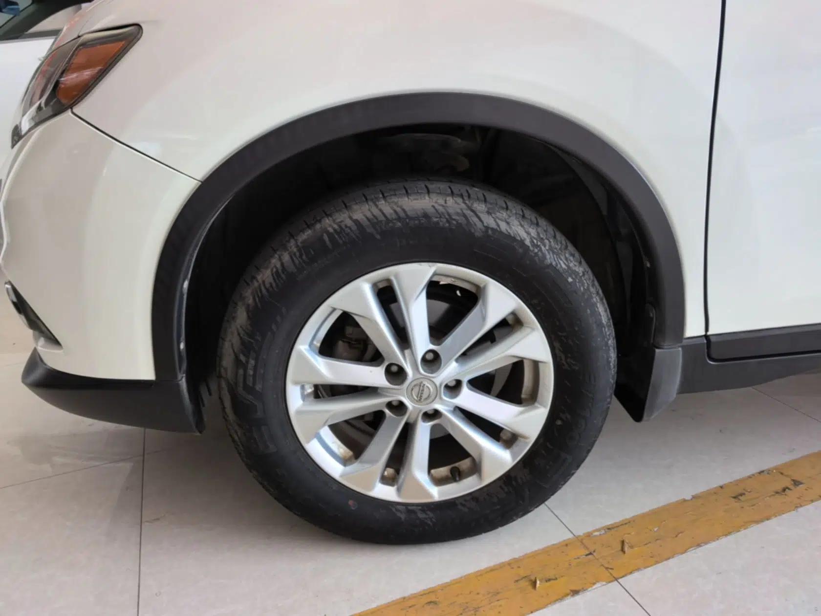 Nissan X-Trail 2014 2.0L CVT Comfort Edition 2WD — миниатюра 10