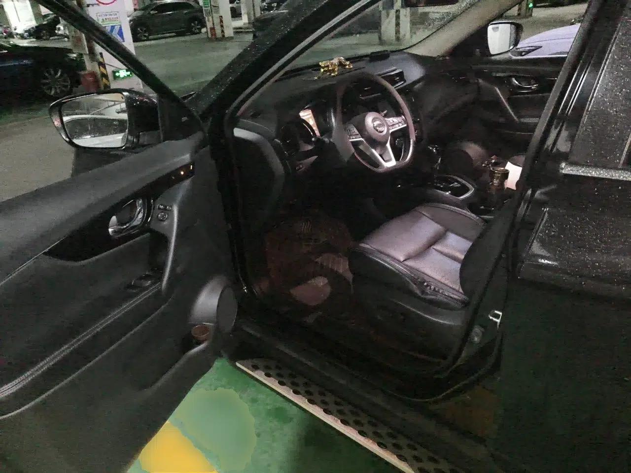 Nissan X-Trail 2019 2.0L CVT Smart Connect Comfort Edition 2WD — миниатюра 16