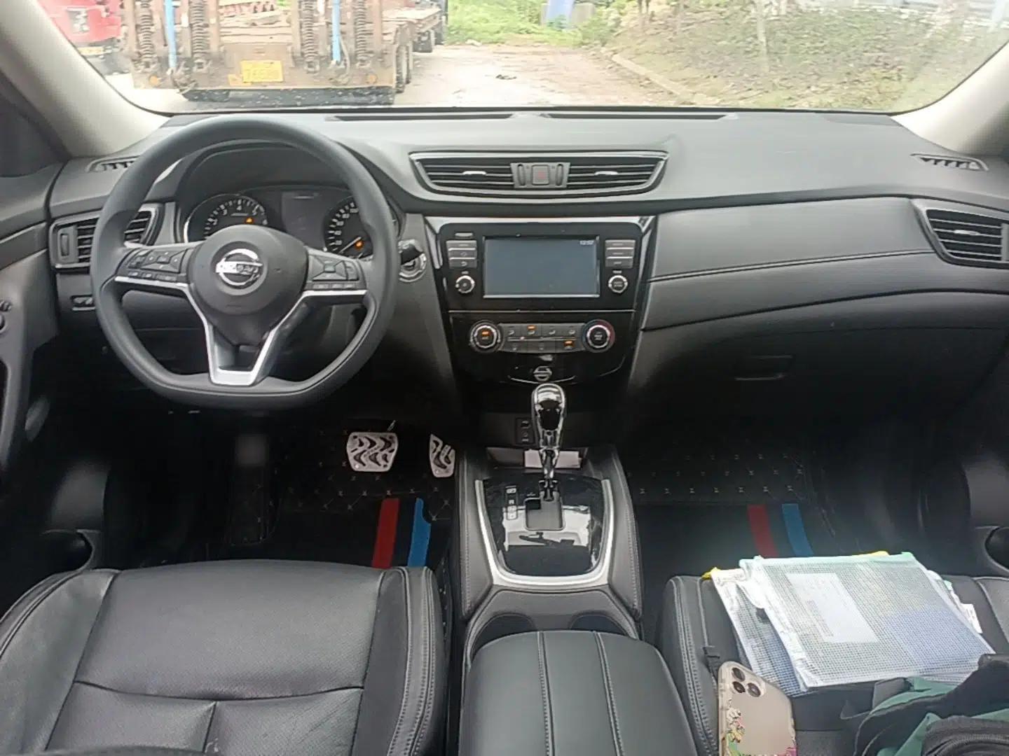 Nissan X-Trail 2017 2.0L CVT Comfort Edition 2WD — миниатюра 12