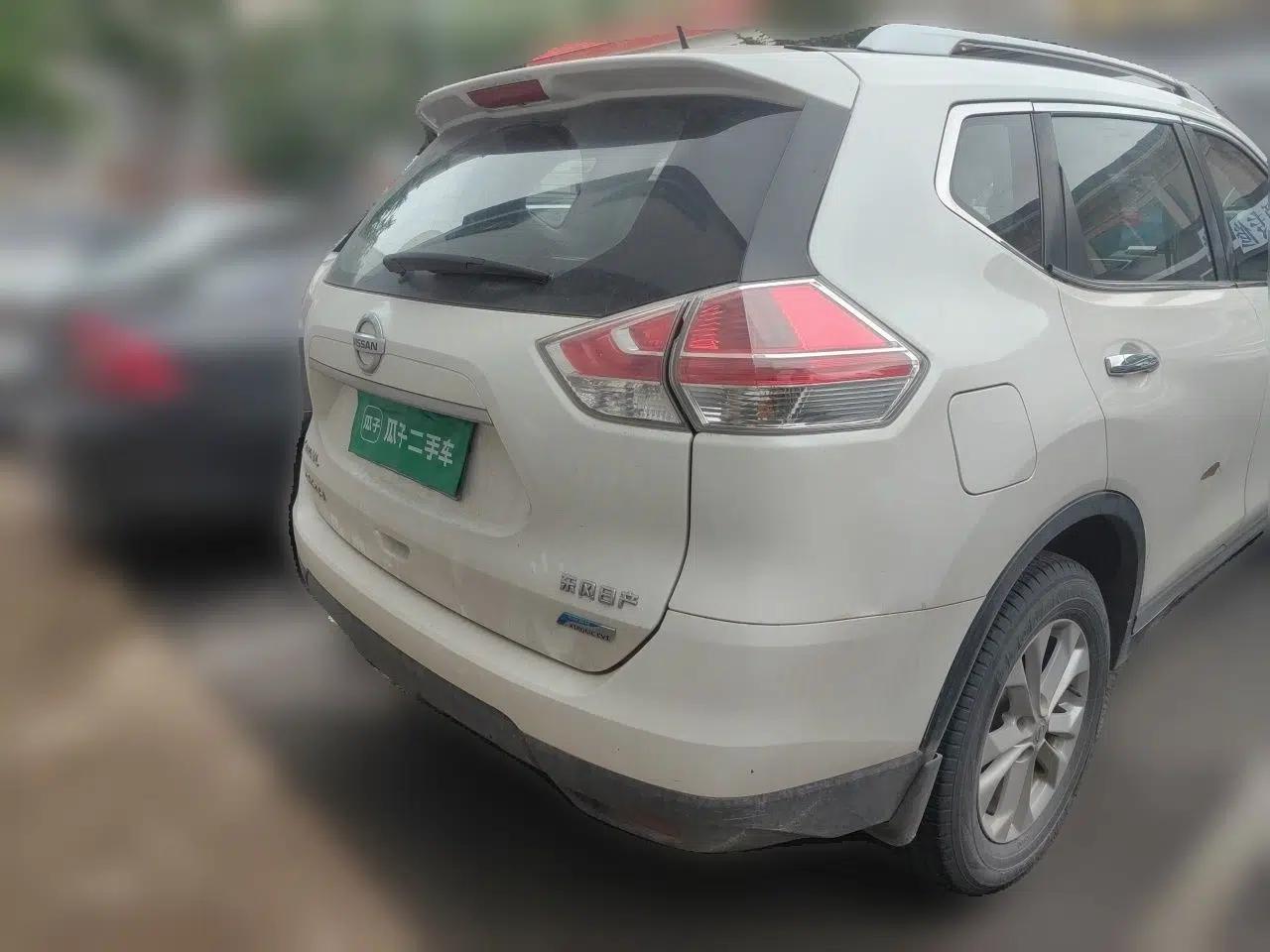 Nissan X-Trail 2015 2.5L CVT Leading MAX Edition 4WD — миниатюра 5