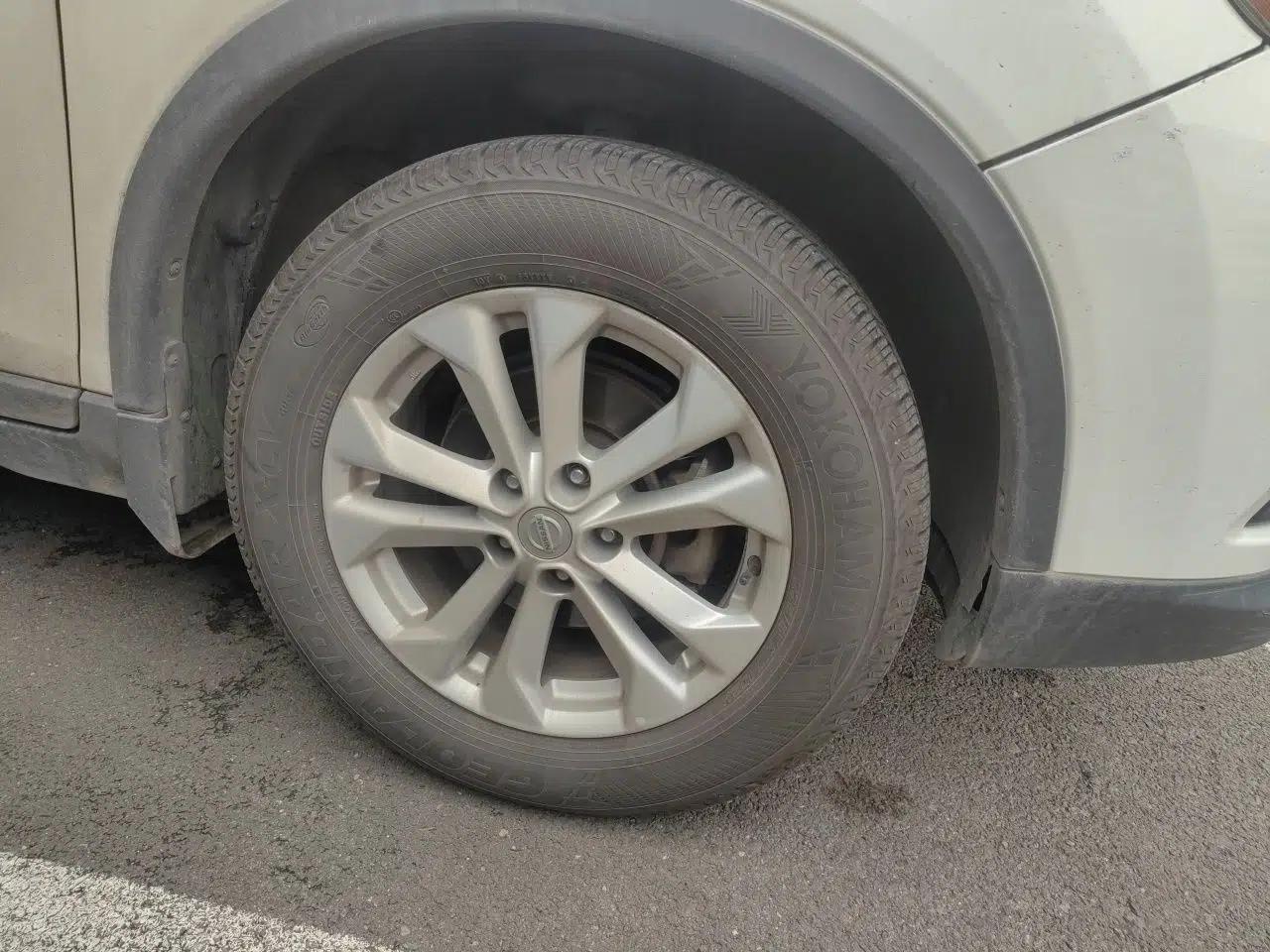 Nissan X-Trail 2015 2.5L CVT Leading MAX Edition 4WD — миниатюра 8