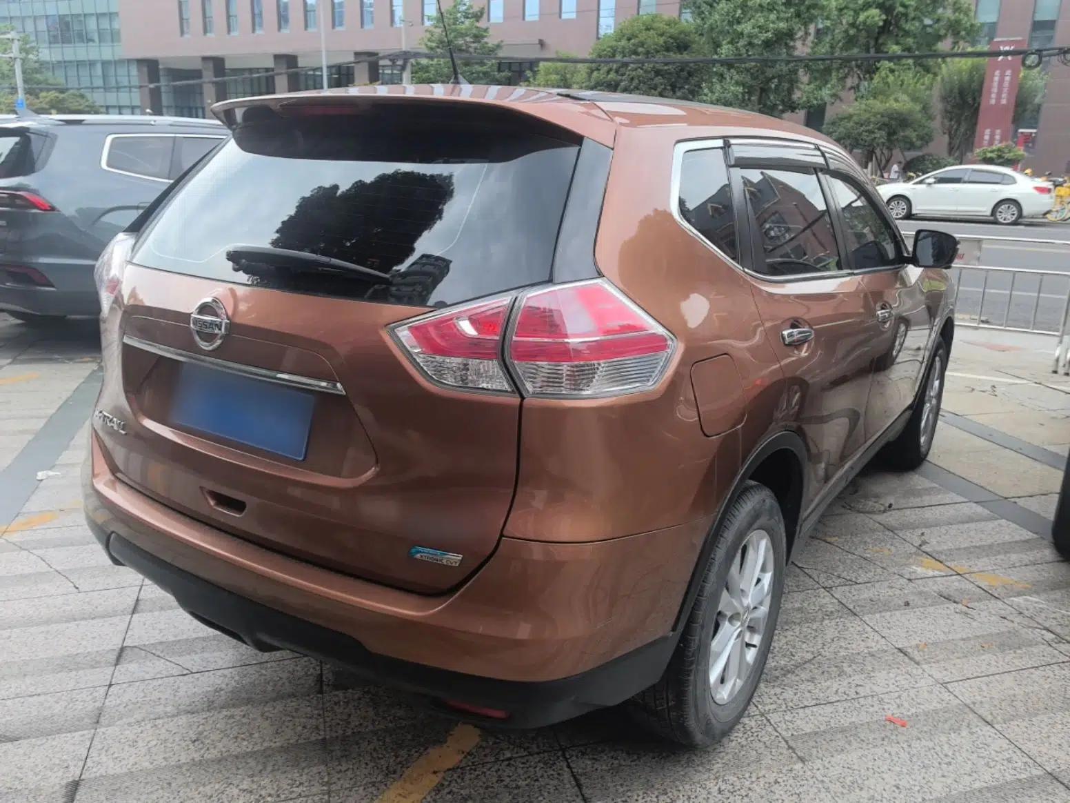 Nissan X-Trail 2014 2.0L CVT Comfort Edition 2WD — миниатюра 6