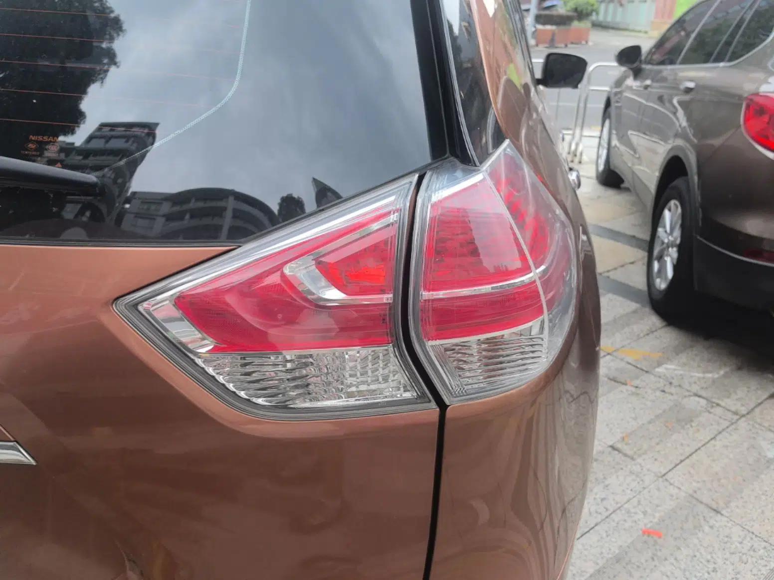Nissan X-Trail 2014 2.0L CVT Comfort Edition 2WD — миниатюра 9