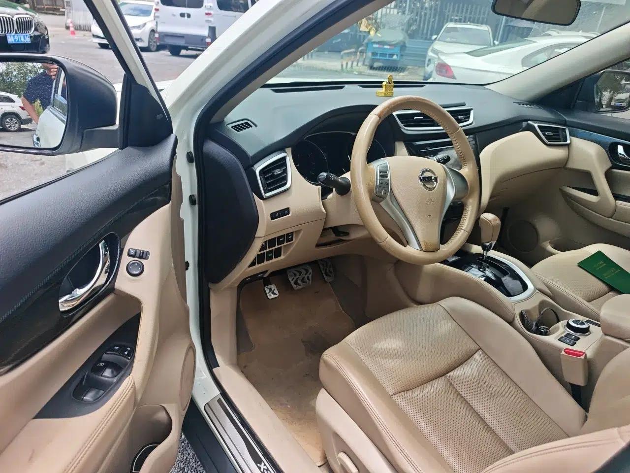 Nissan X-Trail 2014 2.5L CVT Luxury Edition 4WD — миниатюра 16