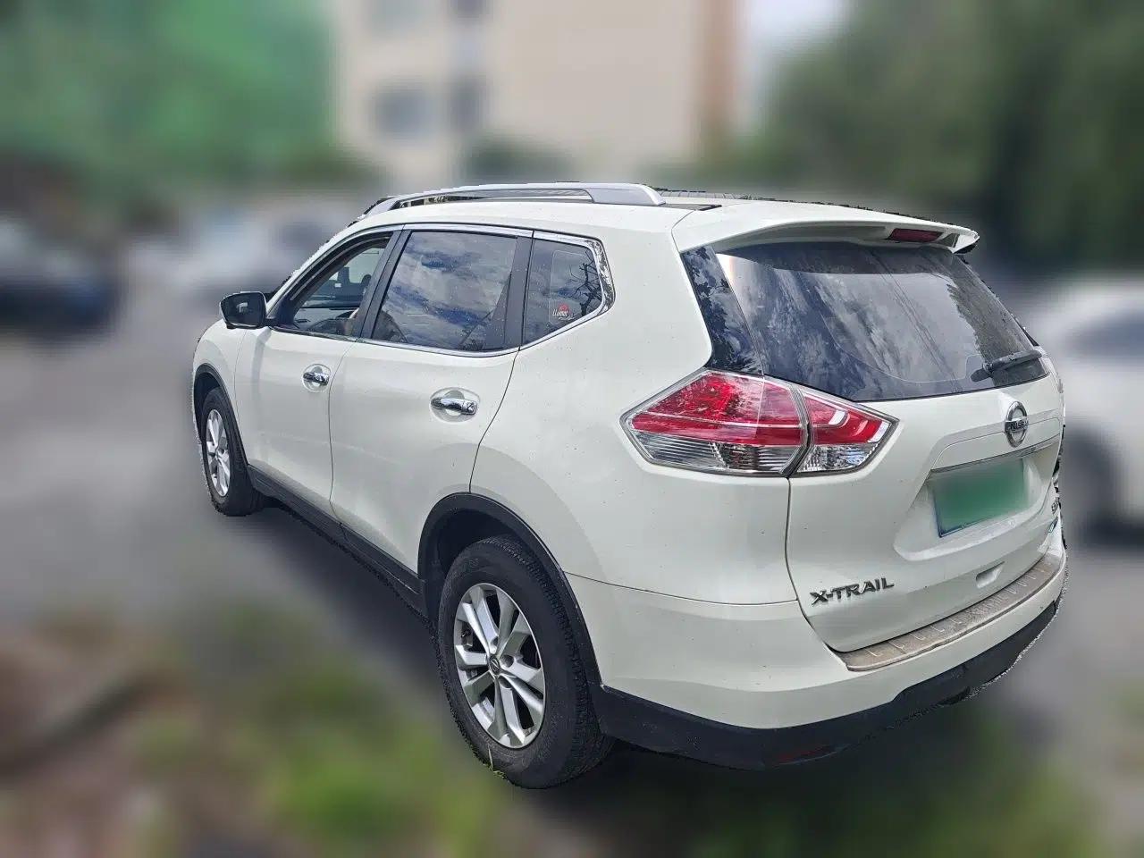 Nissan X-Trail 2014 2.5L CVT Luxury Edition 4WD — миниатюра 4