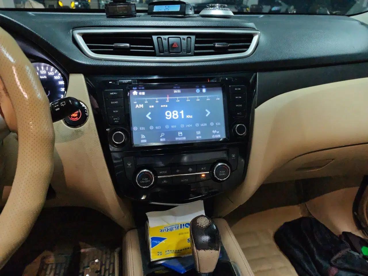 Nissan X-Trail 2014 2.0L CVT Comfort Edition 2WD — миниатюра 13