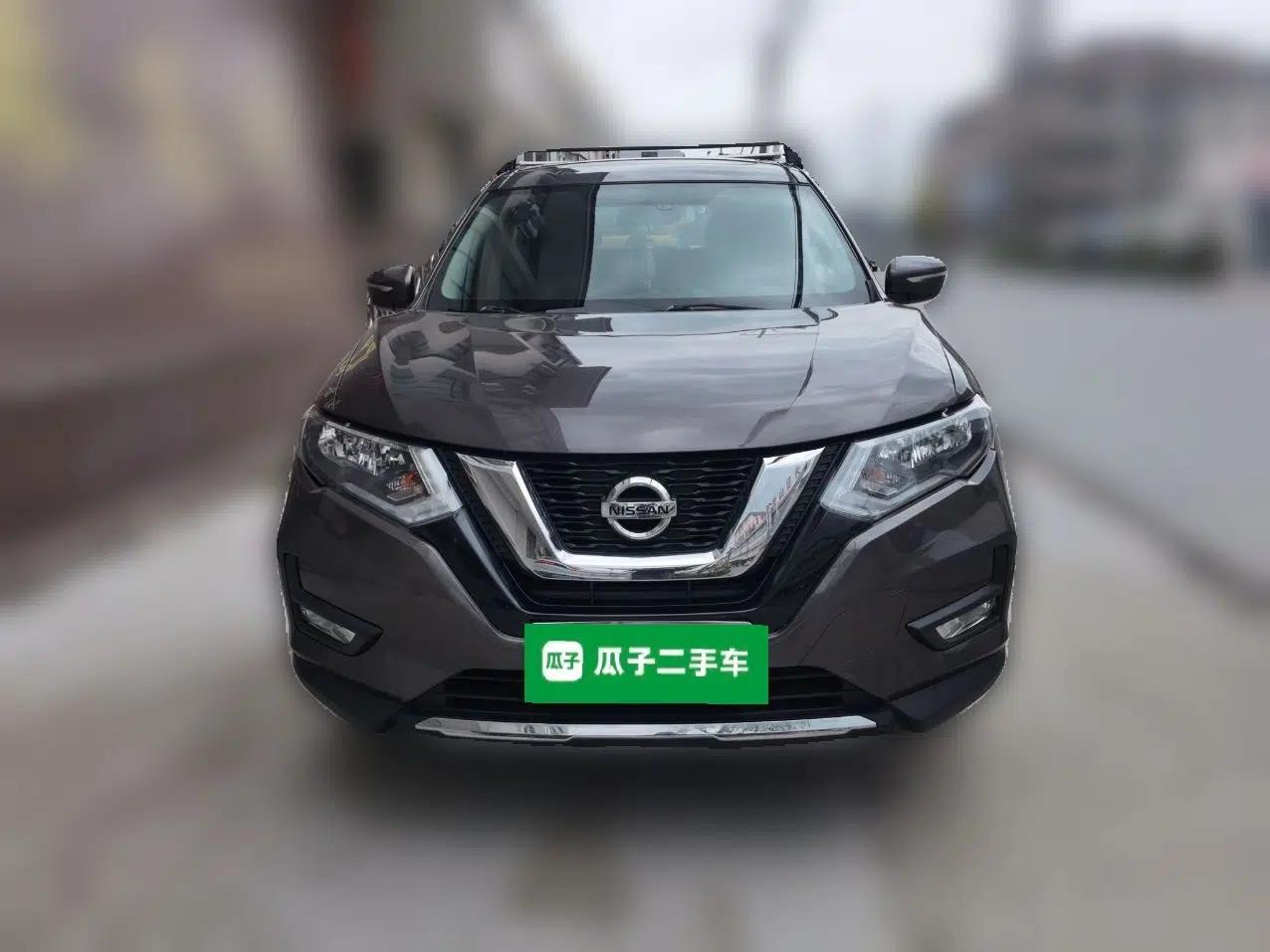 Nissan X-Trail 2017 2.5L CVT 7-Seater Leading Edition 4WD — миниатюра 2