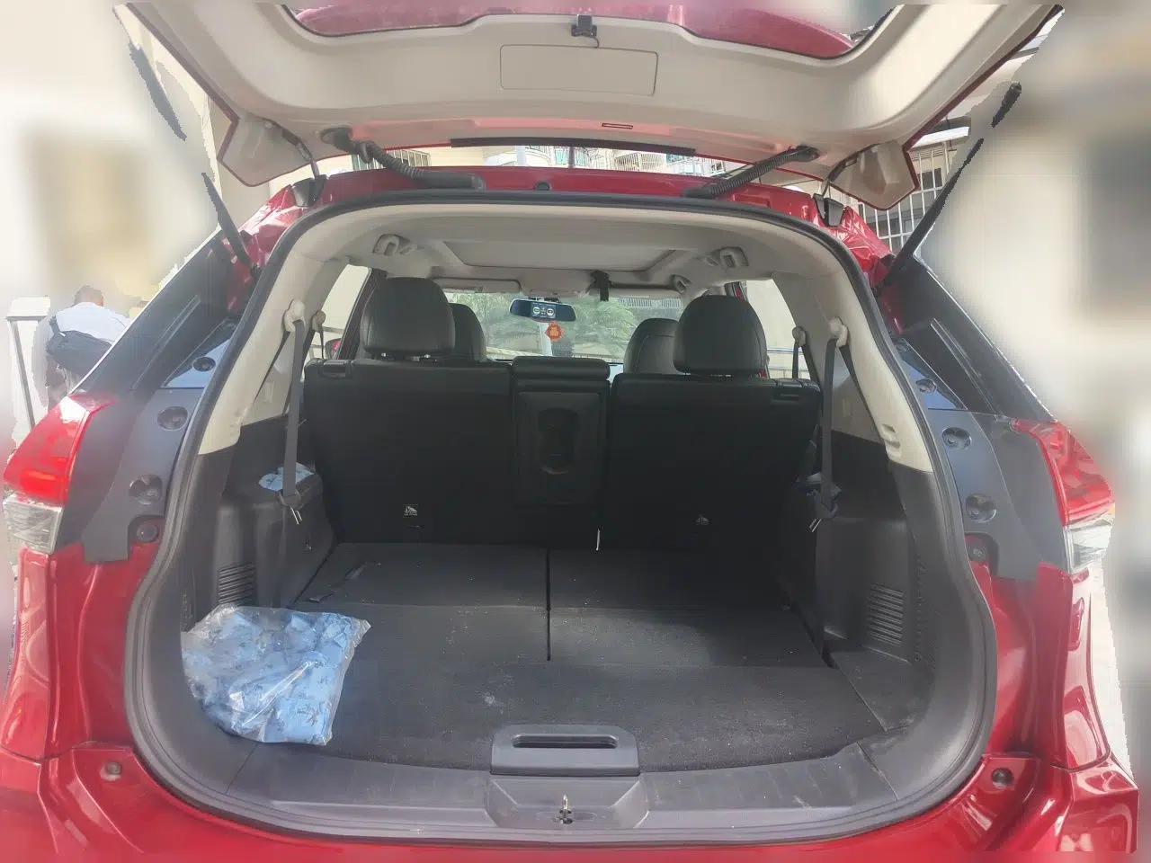 Nissan X-Trail 2017 2.0L CVT 7-Seater Comfort Edition 2WD — миниатюра 19