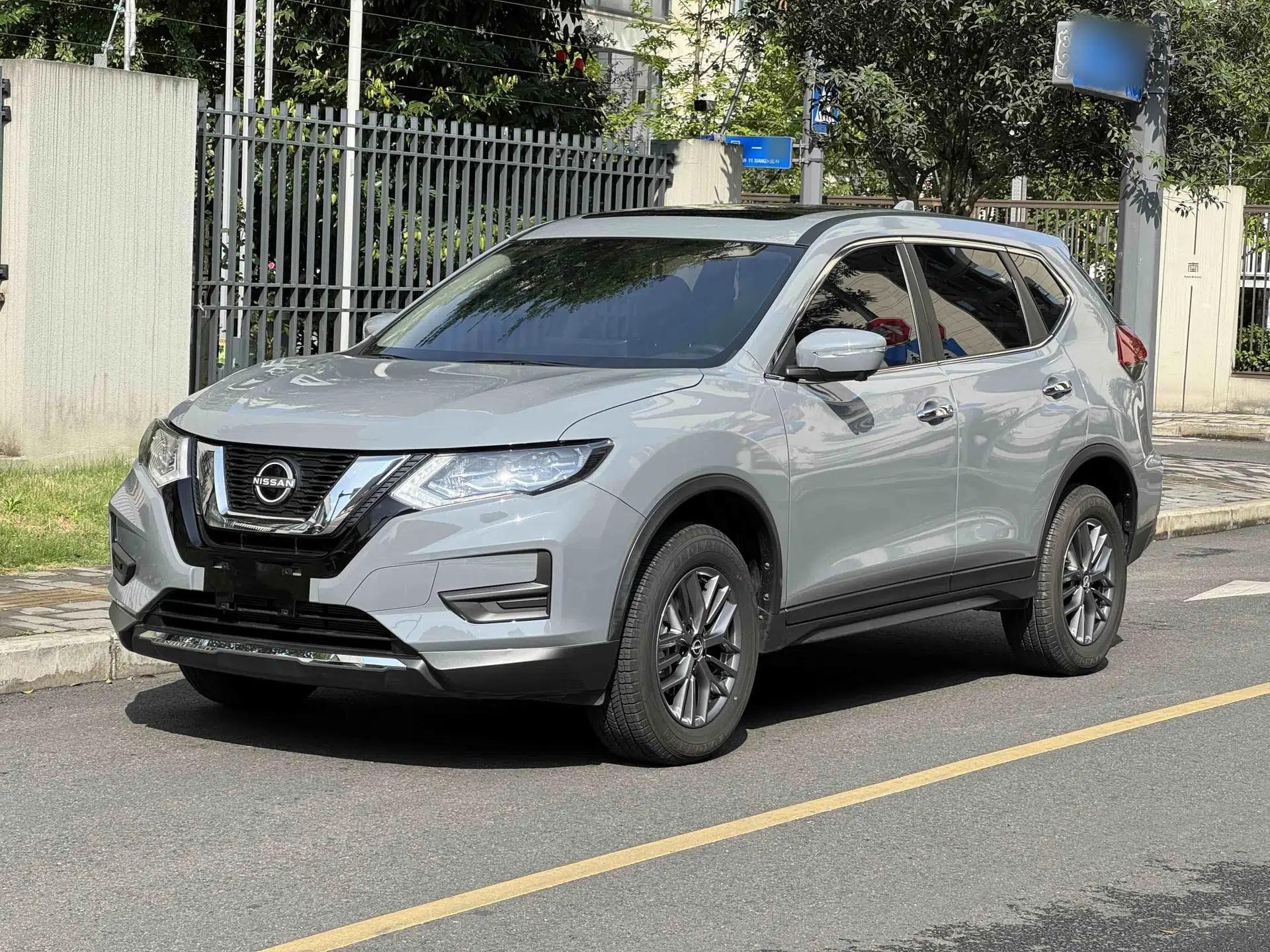 Nissan X-Trail 2025 Honor 2.0L Two-Wheel Drive Leading Edition — миниатюра 1