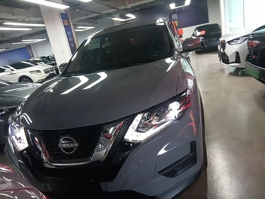 Nissan X-Trail 2025 Honor 2.0L Two-Wheel Drive Leading Edition — миниатюра 2