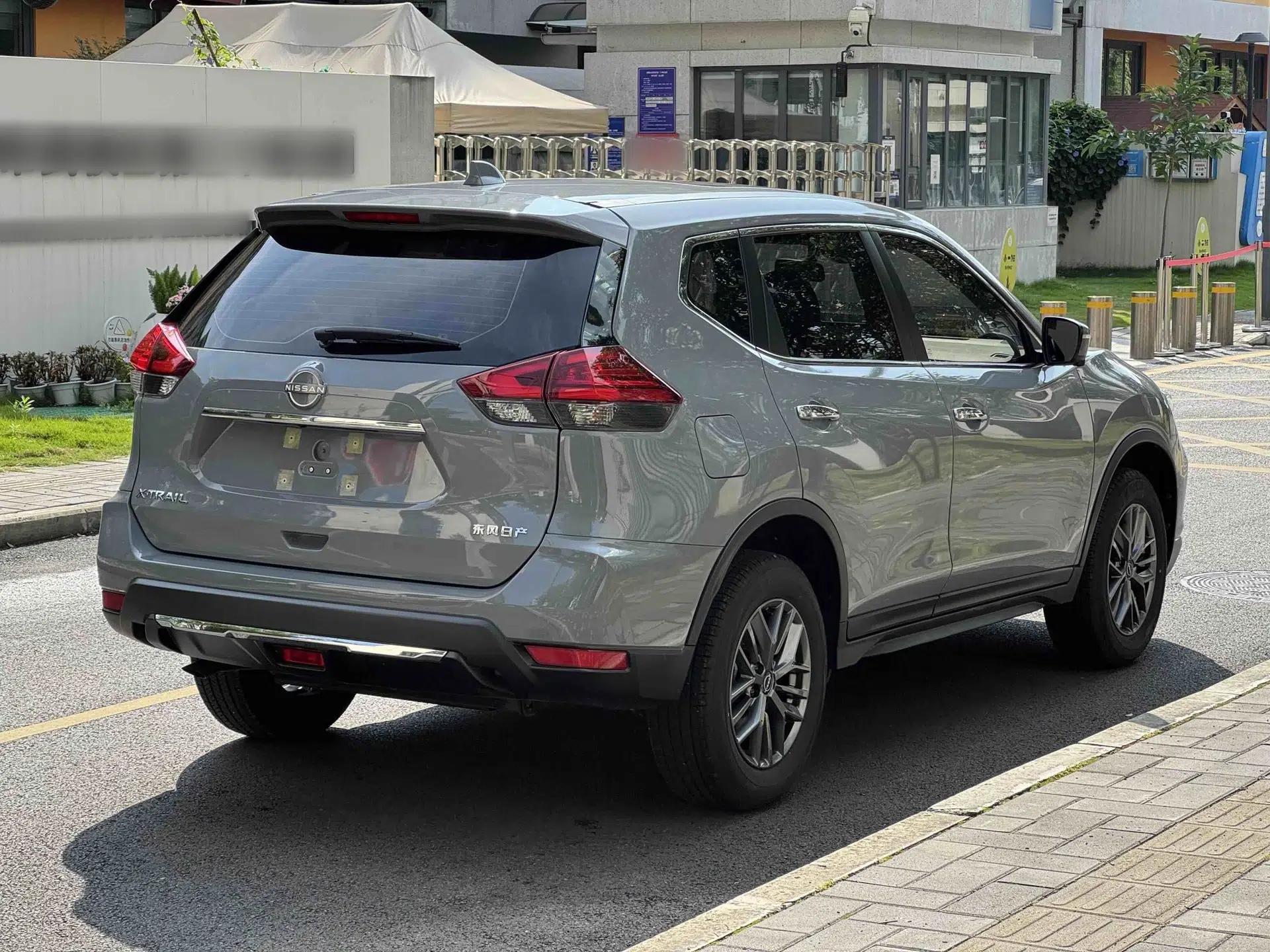 Nissan X-Trail 2025 Honor 2.0L Two-Wheel Drive Leading Edition — миниатюра 14