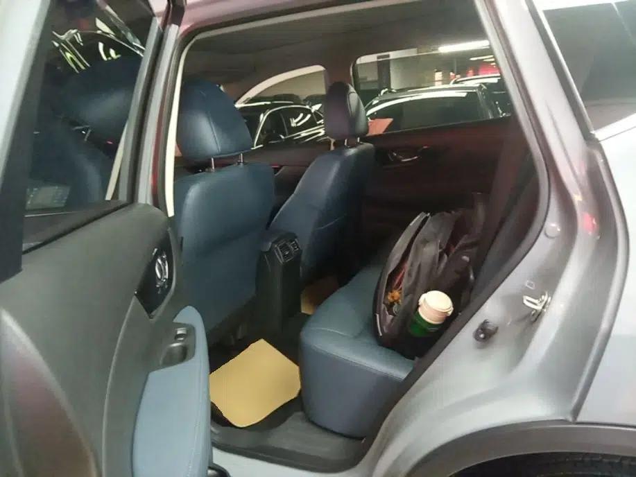 Nissan X-Trail 2025 Honor 2.0L Two-Wheel Drive Leading Edition — миниатюра 28