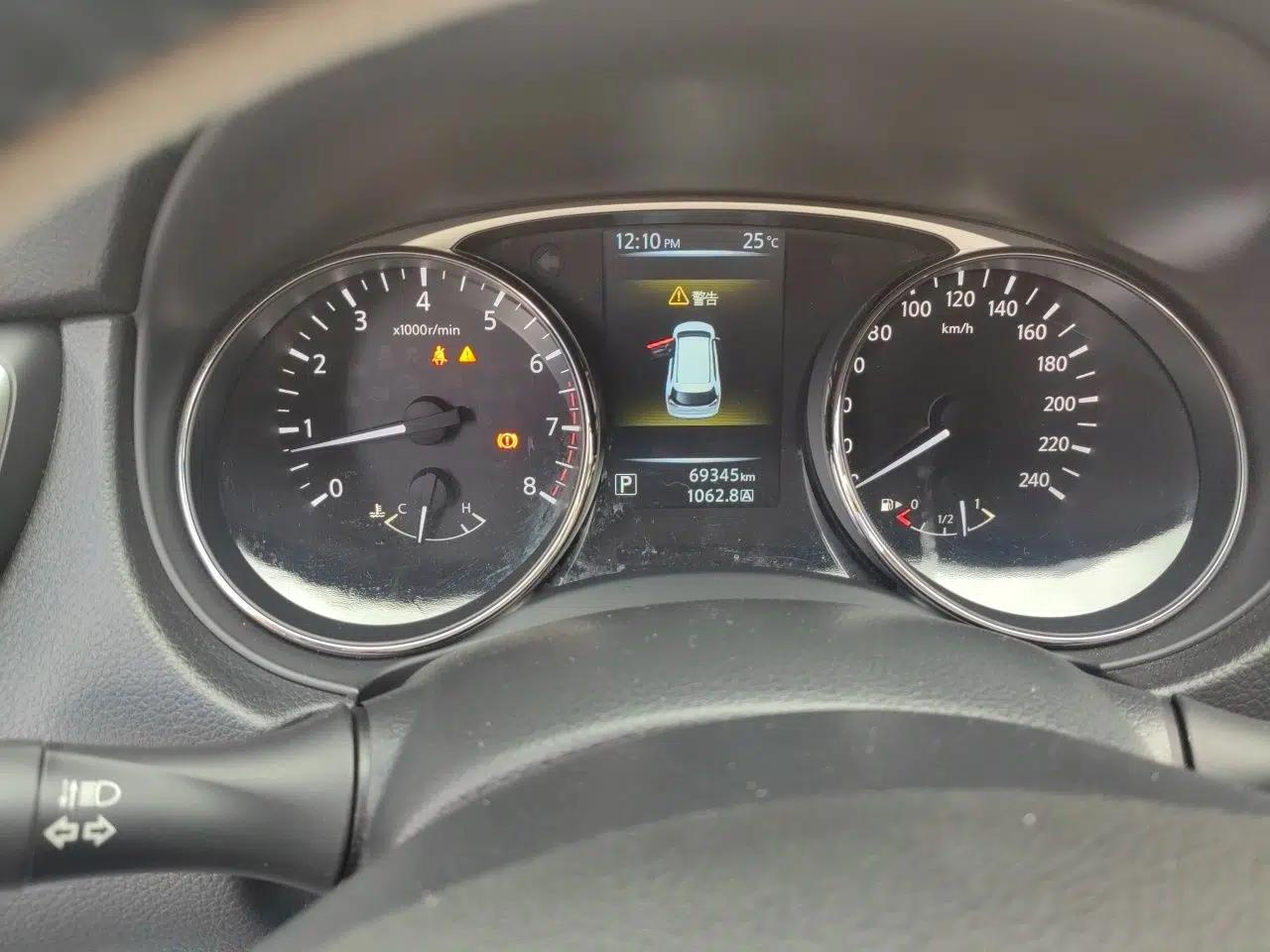 Nissan X-Trail 2014 2.5L CVT Luxury Edition 4WD — миниатюра 11