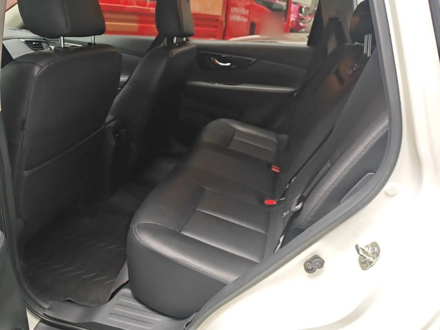 Nissan X-Trail 2021 2.0L CVT 2WD XL ITS Comfort Commemorative Edition — миниатюра 25