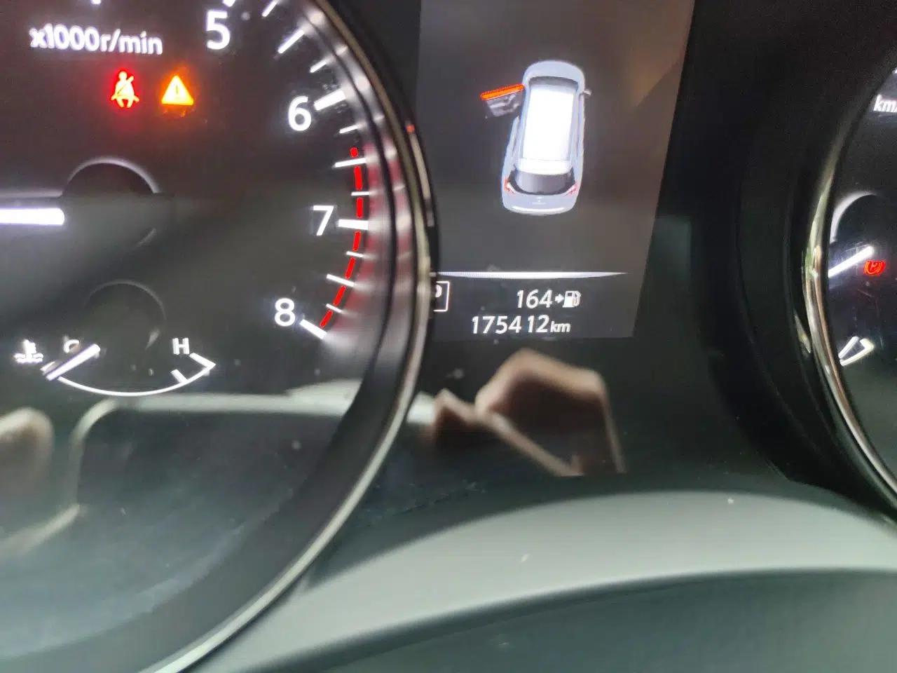 Nissan X-Trail 2019 2.5L CVT Smart Connect Luxury Edition 4WD — миниатюра 12