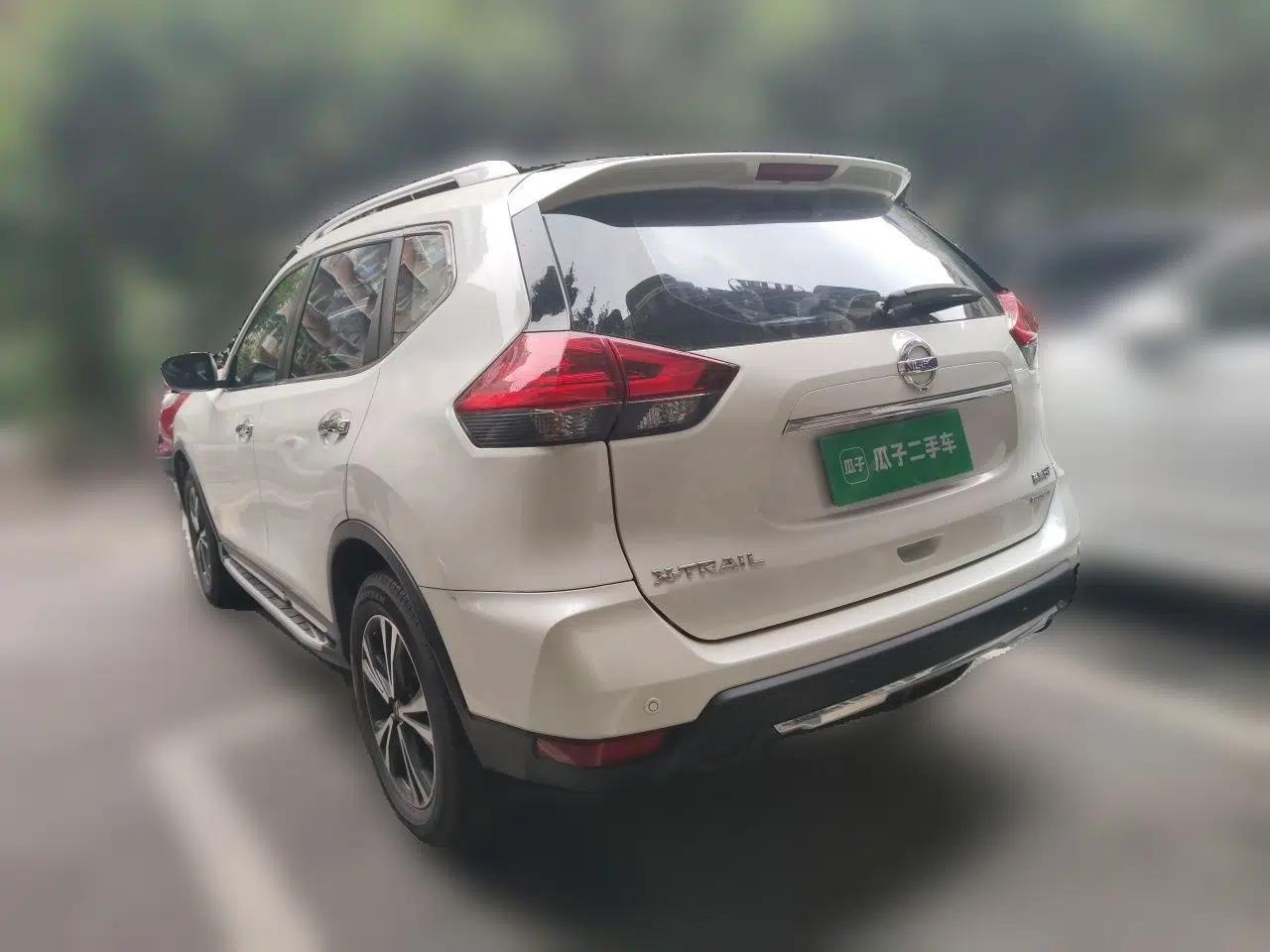 Nissan X-Trail 2019 2.5L CVT Smart Connect Luxury Edition 4WD — миниатюра 4