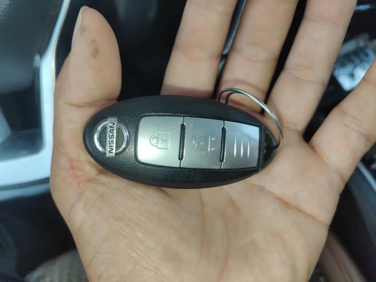 Nissan X-Trail 2019 2.0L CVT Smart Connect Comfort Edition 2WD — миниатюра 17