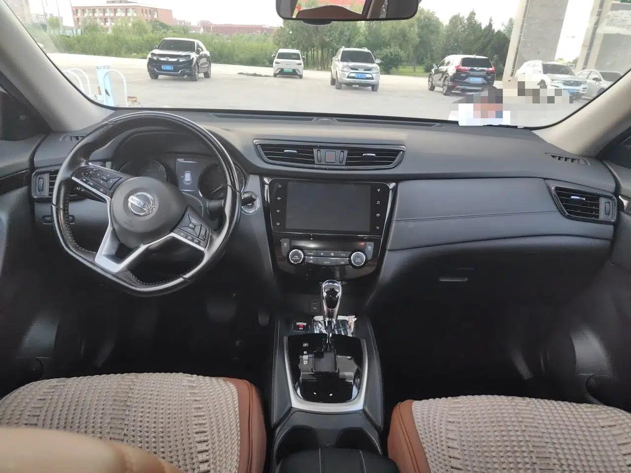 Nissan X-Trail 2019 2.0L CVT Smart Connect Comfort Edition 2WD — миниатюра 18