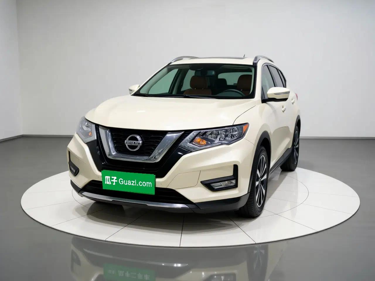 Nissan X-Trail 2017 2.0L CVT Comfort Edition 2WD — миниатюра 1
