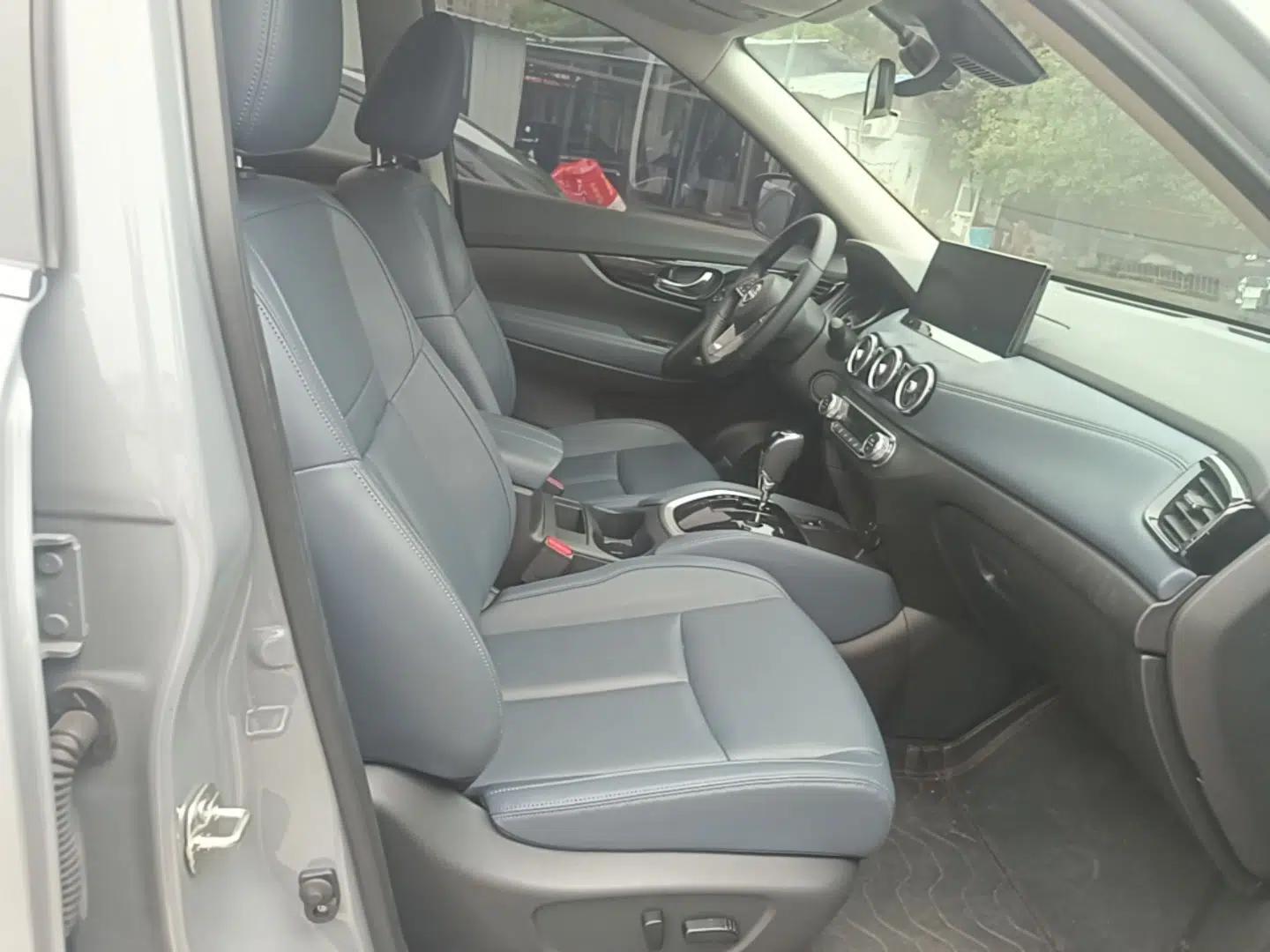 Nissan X-Trail 2025 Honor 2.0L Two-Wheel Drive Leading Edition — миниатюра 19