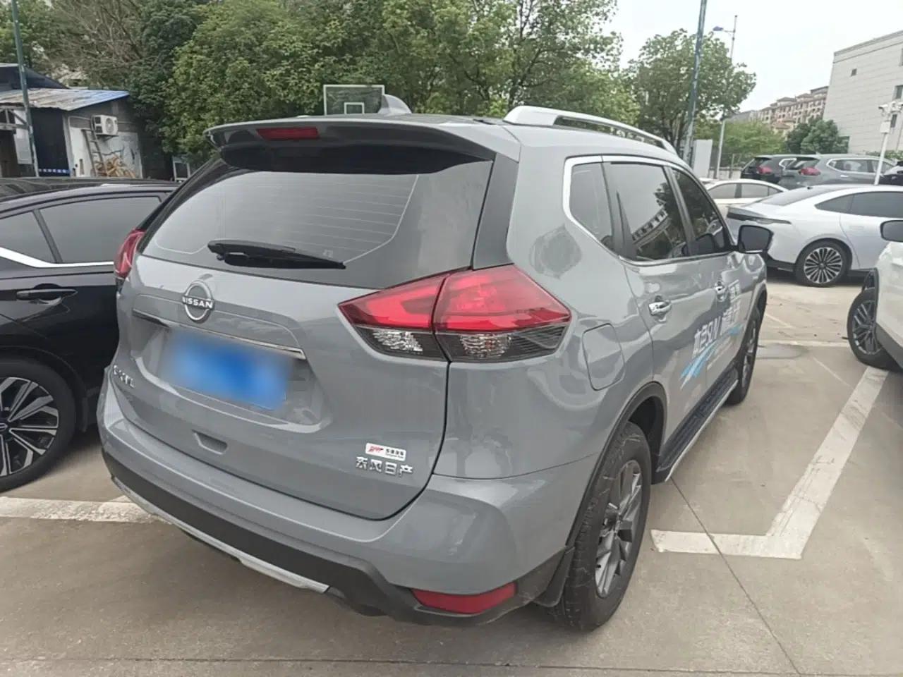 Nissan X-Trail 2025 Honor 2.0L Two-Wheel Drive Leading Edition — миниатюра 6