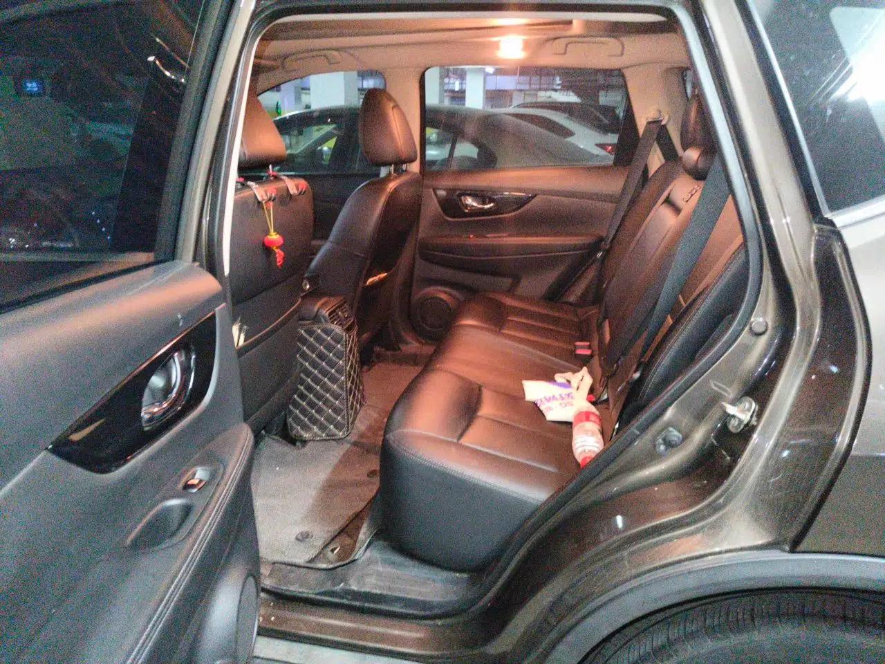 Nissan X-Trail 2020 2.5L XL ITS CVT 4WD Deluxe Navigation Edition — миниатюра 17