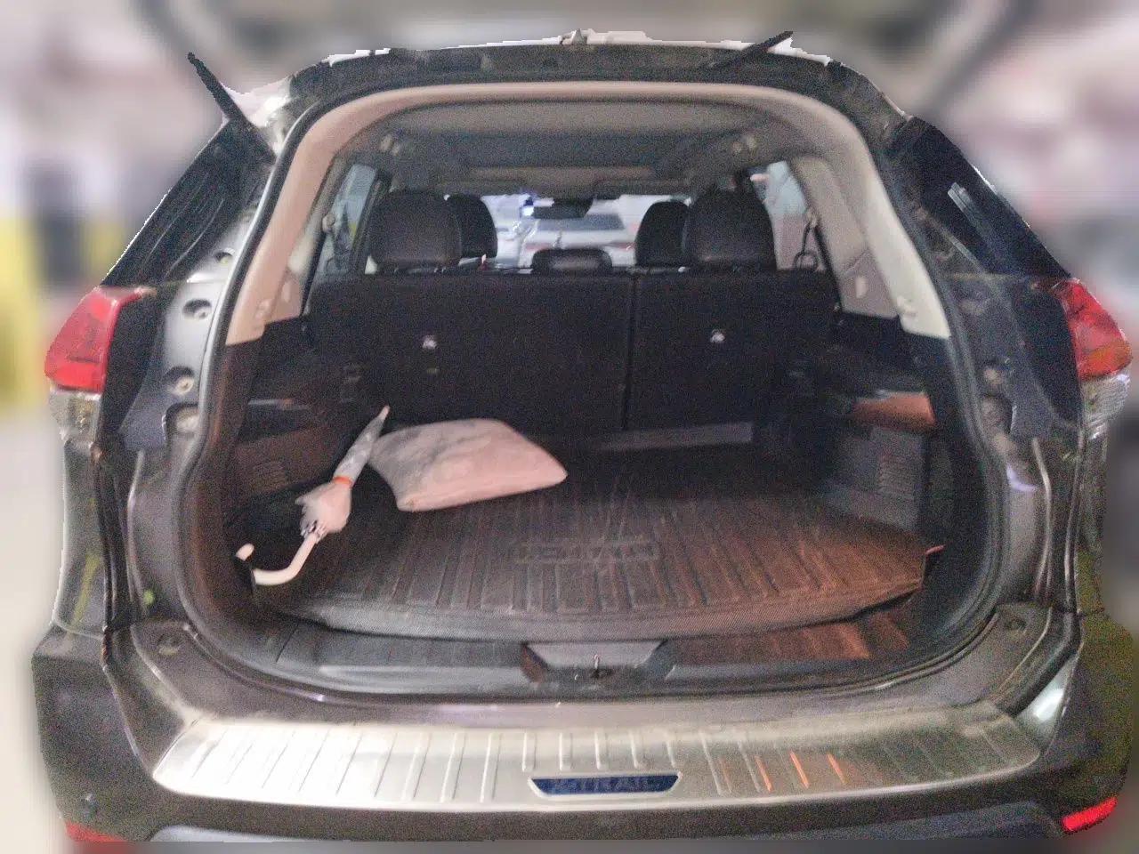 Nissan X-Trail 2020 2.5L XL ITS CVT 4WD Deluxe Navigation Edition — миниатюра 19