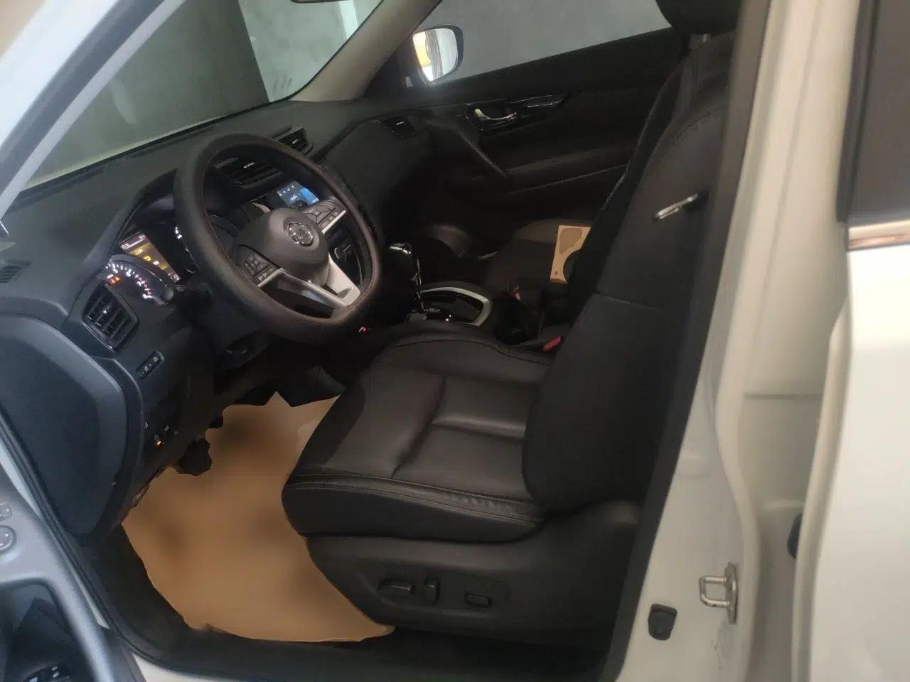 Nissan X-Trail 2021 2.0L CVT 2WD XL ITS SmartConnect Comfort Edition — миниатюра 15