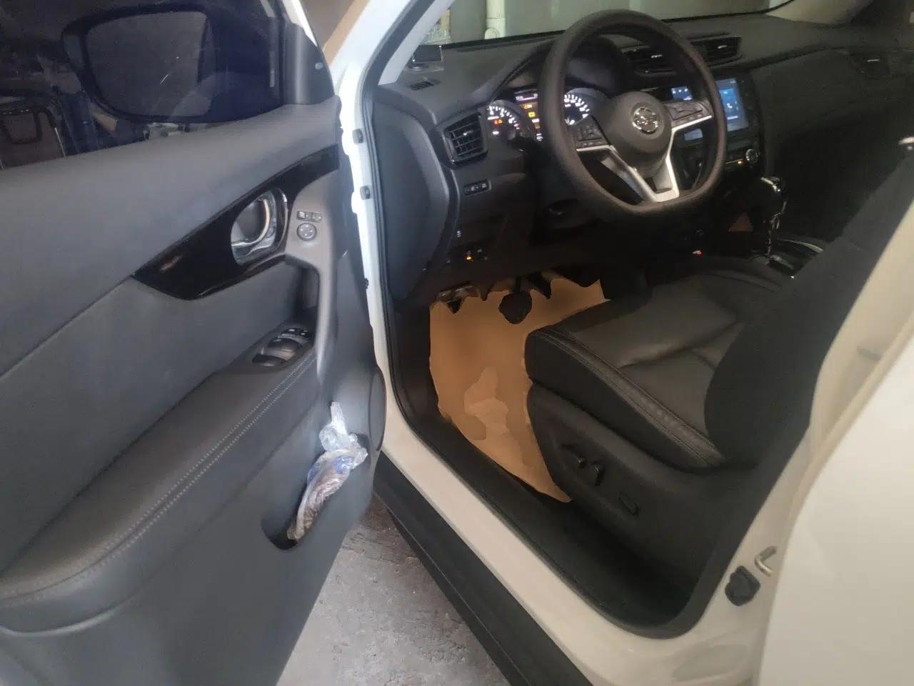 Nissan X-Trail 2021 2.0L CVT 2WD XL ITS SmartConnect Comfort Edition — миниатюра 16