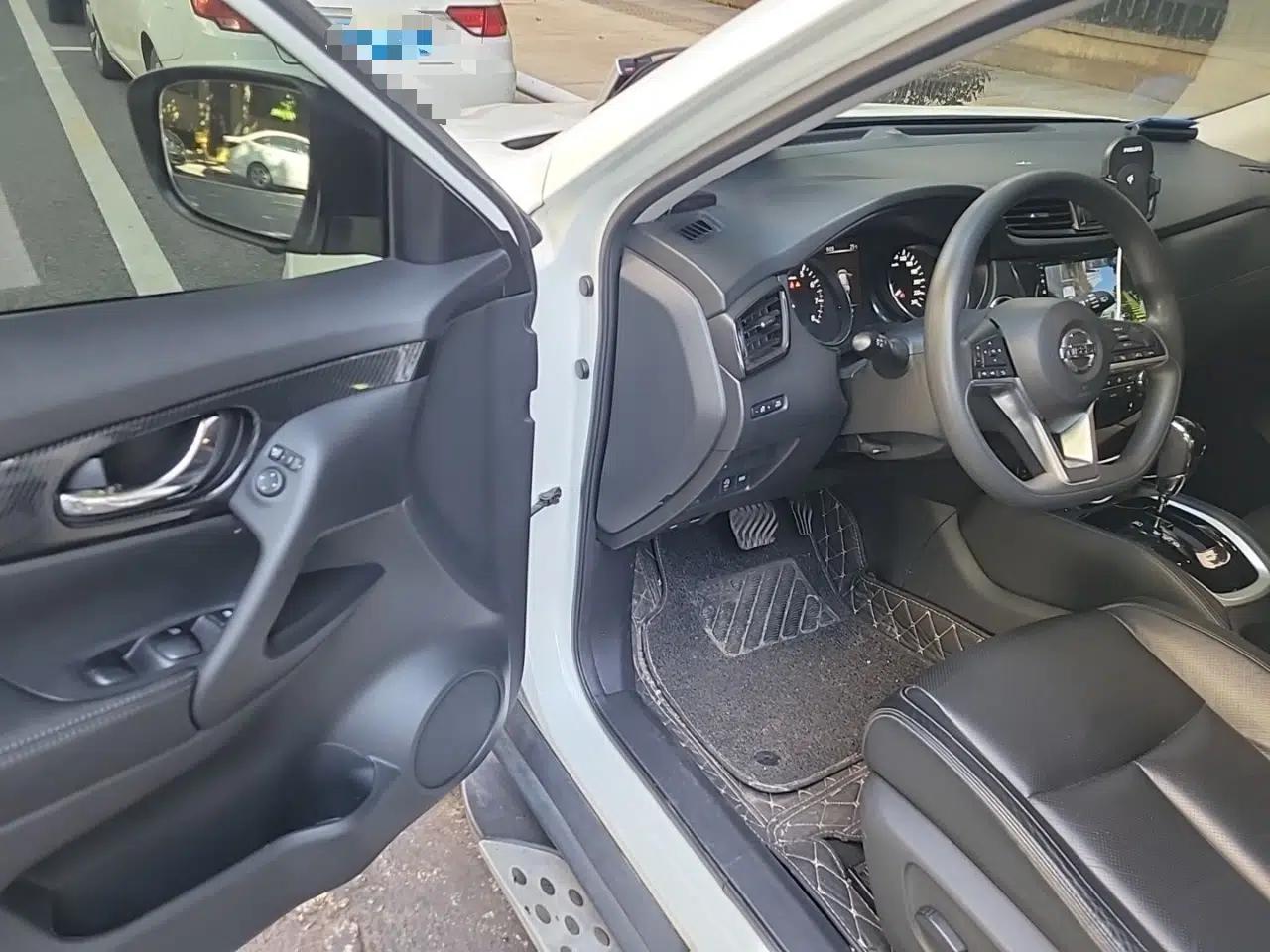 Nissan X-Trail 2017 2.5L CVT Leading Edition 4WD — миниатюра 16
