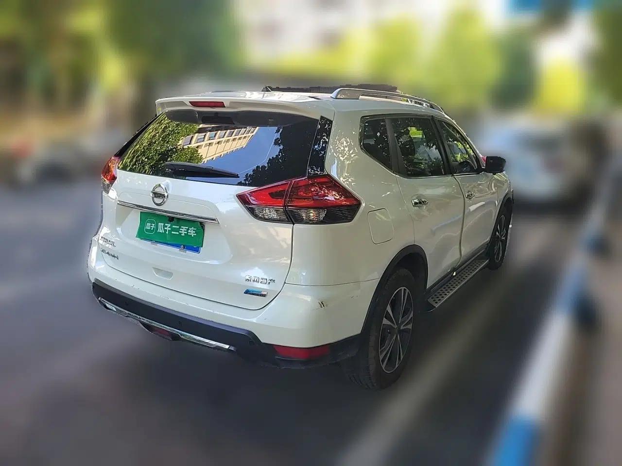 Nissan X-Trail 2017 2.5L CVT Leading Edition 4WD — миниатюра 6
