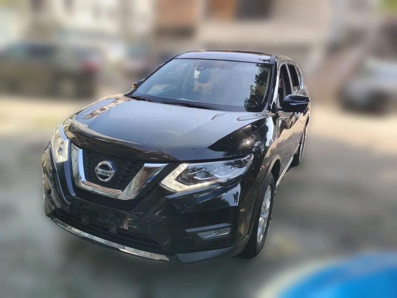 Nissan X-Trail 2023 Classic 2.0L Two-Wheel Drive Smart Connect Premium Edition — миниатюра 1