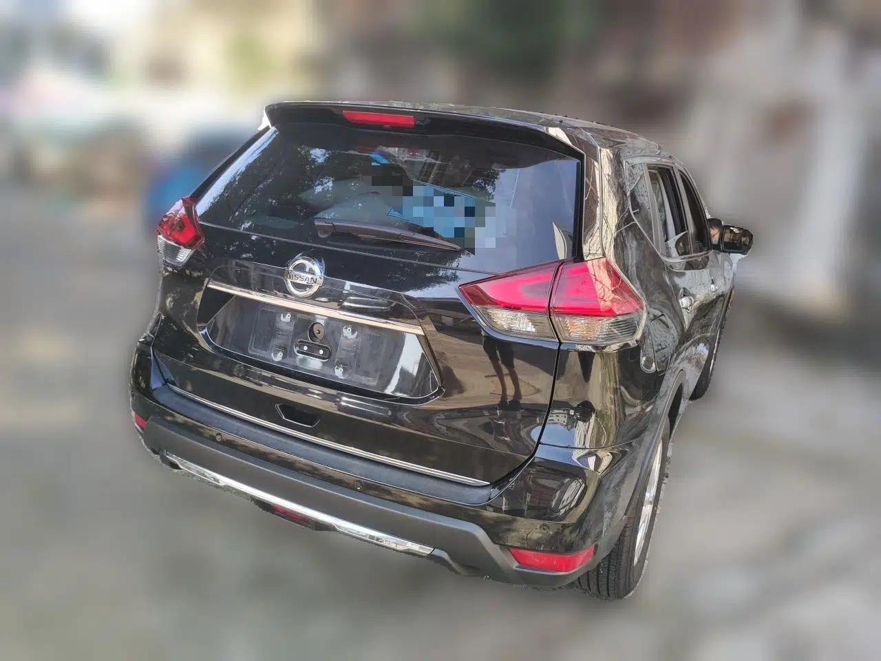 Nissan X-Trail 2023 Classic 2.0L Two-Wheel Drive Smart Connect Premium Edition — миниатюра 6