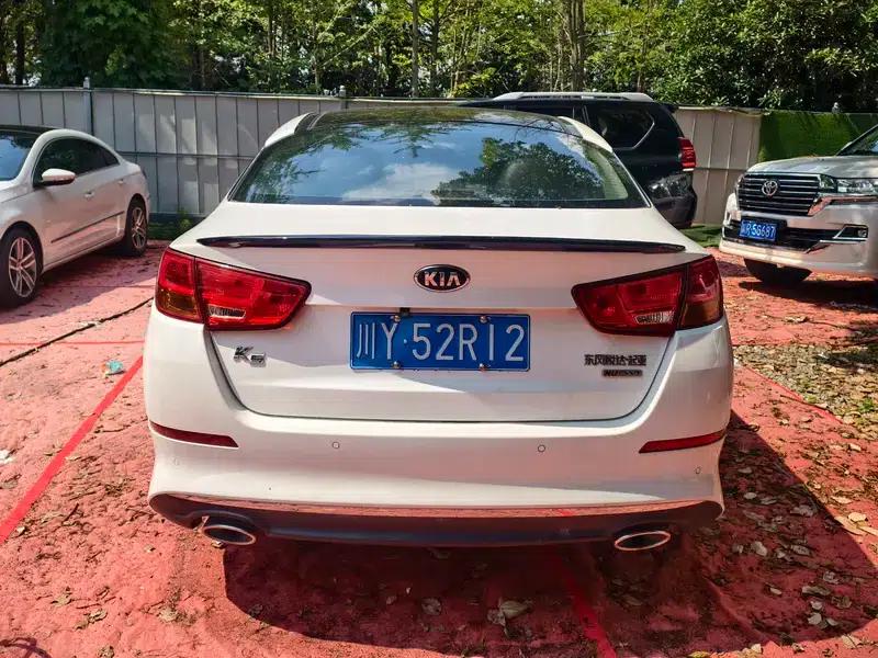 Kia K5 2012 2.0L Automatic DLX — миниатюра 4