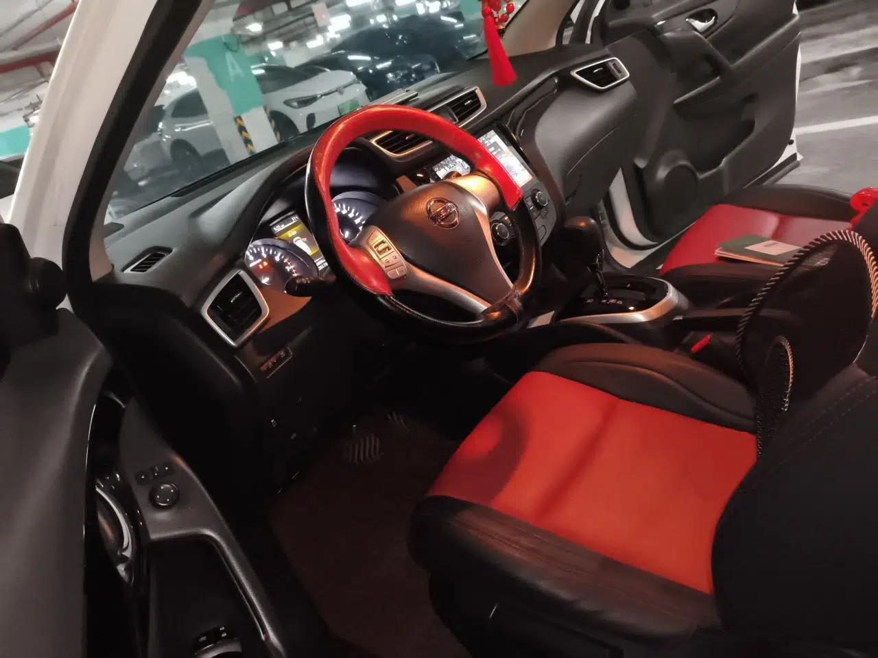 Nissan Qashqai 2016 2.0L CVT Elite Edition — миниатюра 12